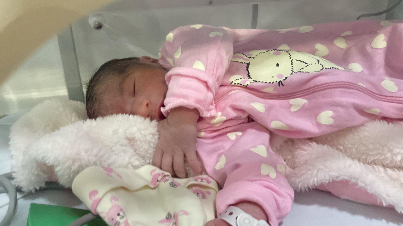 Arianna in the NICU close up